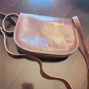 Elegant Brown Leather Crossbody Bag